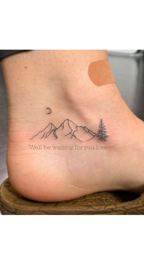 Wyoming Tattoo, Christ Tattoo, Simple Tattoo Designs, Mountain Tattoo, Simple Tattoos, Wyoming, Small Tattoos, Tatting, Henna