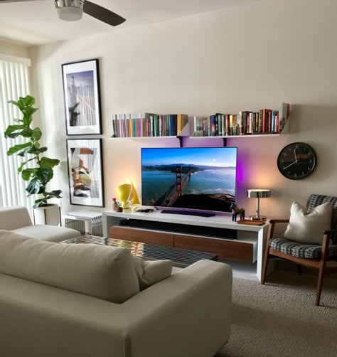 Tech Apartment Decor, Tv Small Apartment, Tv Area Aesthetic, Small Tv Living Room Ideas, Tv In Apartment Living Room, Floating Sofa Living Room Layout, Small Appartment Ideas Living Room, Apartment Tv Setup, Tv Small Living Room