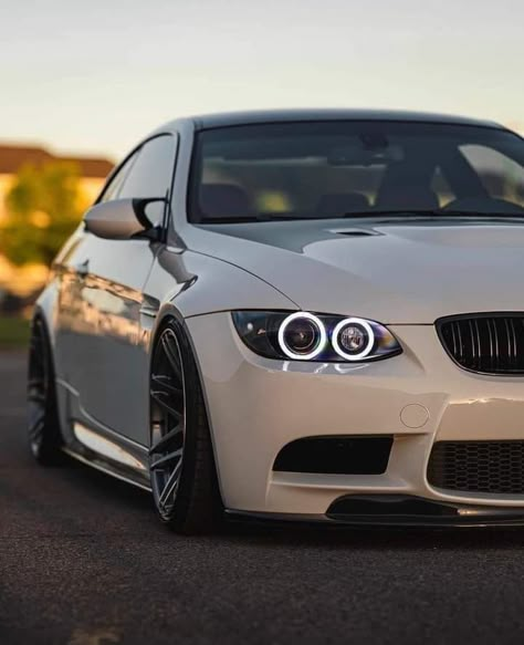 Bmw M3 Black, Bmw M3 E90, E92 335i, Most Beautiful Cars, Luxury Cars Bmw, E90 Bmw, Bmw Touring, Bmw E9, Serie Bmw