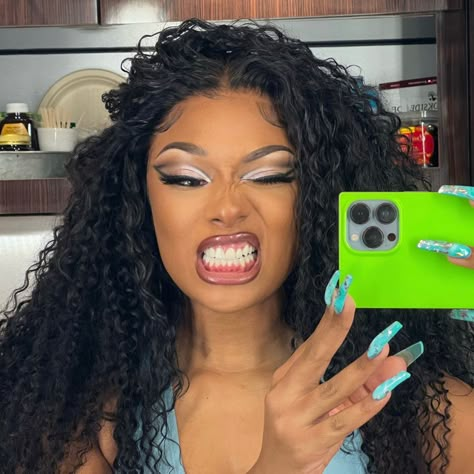 Coachella Makeup, Megan Thee Stallion, A Woman, Nails, Makeup, Green, Make Up