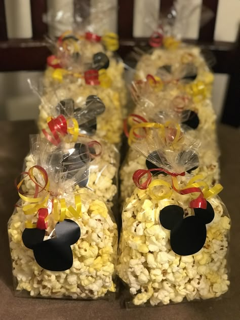 Mickey Party Table, Mickey Mouse Treat Table Ideas, Mickey Mouse Snack Ideas, Mickey And Minnie Birthday, Mickey Mouse Pretzels, Mickey Mouse Party Favors Diy Goody Bags, Mickey Mouse Candy Bags, Mickey Mouse Candy Table, Mickey Mouse Snacks