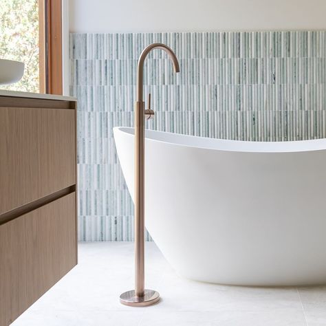 The bathroom is a space for relaxation and unwinding 🛁✨. Beyond keeping it fresh and clean, aesthetics are equally important 🌿🧼. Equipping a beautiful bathroom with elegant fixtures is a key step in enhancing the overall ambiance 💎🚿. Nero offers a wide range of options for various styles and spaces, catering to different home design needs 🏡🖼️. Choose Nero and create your luxurious bathing experience 🛀✨. repost from @proj13ct ,thank you for sharing ❤️ #NeroTapware#interiordesign #interior ... Ming Green Tile, Coloured Tiles, National Tiles, Feature Tiles, Gem Shop, Statement Wall, Tile Stores, Green Tile, Green Bathroom