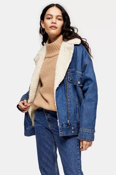 Denim Borg Jacket Outfit, Borg Denim Jacket Outfit, Winter Denim Jacket Outfit, Biker Denim Jacket, Sherpa Jacket Outfit, Fleece Lined Denim Jacket, College Clothes, Zara Denim Jacket, Biker Denim