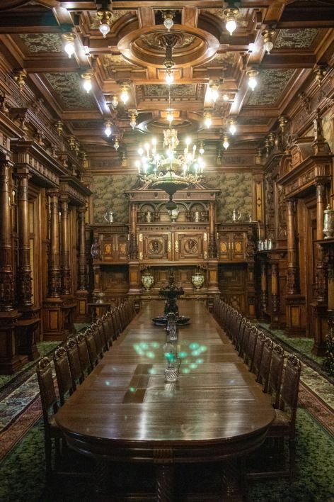 Interior of Peleș Castle. Photo by Daniel. Small Castle Interior, Old Castle Interior, Castle Interior Aesthetic, Medieval Castle Interior, Castle Interior, Castle Servant Quarters, Castle House Interior, Gothic Castle Interior, Transylvania Castle