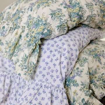 French Country Bedding, Floral Print Bedding, Pretty Cottage, Country Bedding, Grey Sheets, Striped Duvet, White Sheets, Fabric Journals, Cotton Poplin Fabric