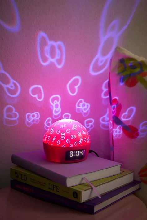 hello kitty Hello Kitty Night Light, Urban Outfitters Hello Kitty, Hello Kitty Decorations Room, Hello Kitty Home Decor, Hello Kitty Themed Room, Stuff For Your Room, Hello Kitty Desk, Hello Kitty Decor, Hello Kitty Lamp