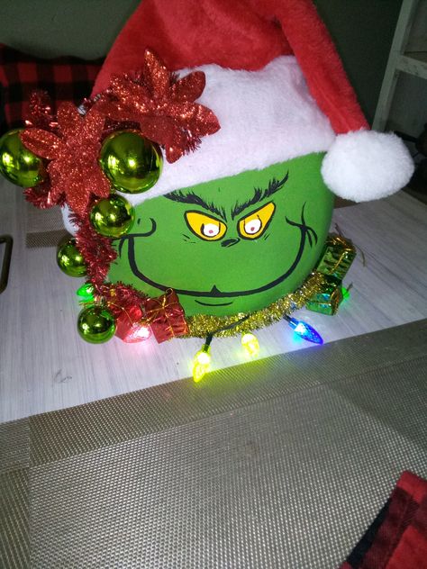 Tide Pods Container Gnome, Gain Container Crafts, Tide Pod Container Gnome Diy, Tide Pod Container Reuse, Gnome Made From Tide Pod Container, Laundry Pod Container Grinch, Tide Pods Container Crafts Christmas, Tide Pods Container Grinch, Gain Pods Container Crafts