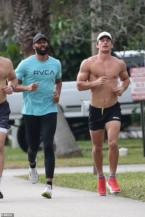 Matt James stays in heartthrob shape as he goes for group run with shirtless BFF Tyler Cameron | Daily Mail Online Tyler Cameron Style, Athlete Outfits Men, Men’s Running Outfit, Male Gym Aesthetic, Mens Running Outfit, Men Body Types, Men Gym Outfit, 12 Week Marathon Training Plan, Mens Gym Outfits