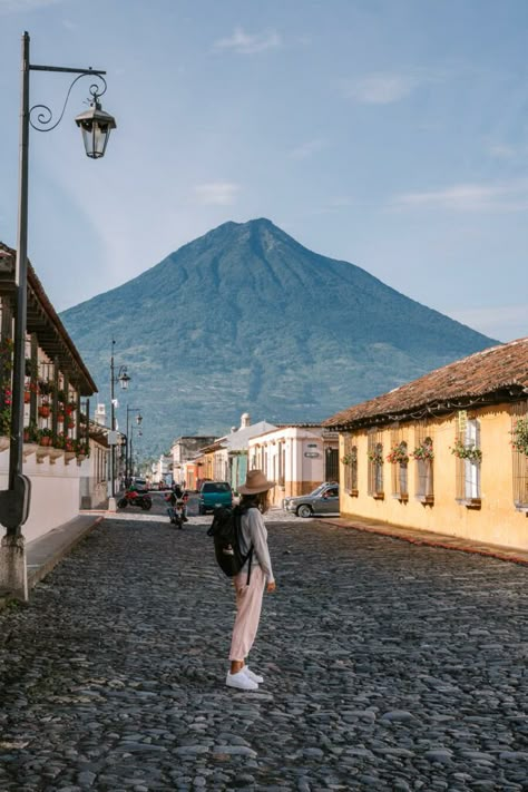 Guatemala City Aesthetic, Guatemala Culture Aesthetic, Antigua Guatemala Aesthetic, Guatemala Outfits Ideas, Antigua Guatemala Outfit, Guatemala Aesthetic, Guatemala Trip, Things To Do In Antigua, Guatemala Travel