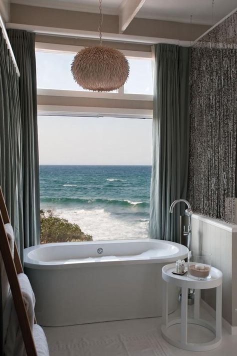 Mm-hmm... Modern Cottages, Light Curtains, Greece Aesthetic, Seaside Living, Dream Beach Houses, Seaside Decor, Cottage Bathroom, Coastal Bathrooms, Plants Decor