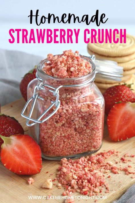 Crumble Topping For Ice Cream, Strawberry Crunch Apple Slices Recipe, Strawberry Crunch Topping Recipe Jello, Frozen Strawberry Crunch Cake, Strawberry Crunch Desserts, Strawberry Crunch Crumble Recipe, Strawberry Crumble Topping, Strawberry Crunch Topping Recipe, Strawberry Crunch Recipe