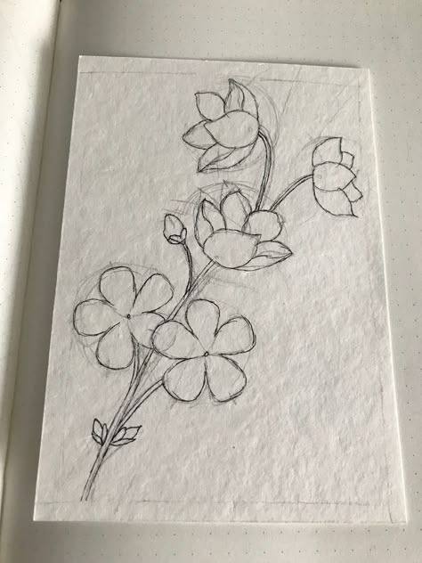 Art Inspo Aesthetic Sketch Flowers, Drawings Of Lavender, Girlfriend Drawing Ideas, Spiritual Drawings Ideas Easy, Draw Ideas Aesthetic, Easy Art Sketchbook Ideas Aesthetic, Easy Drawings Flowers, Big Flower Drawing, 8 March Drawing