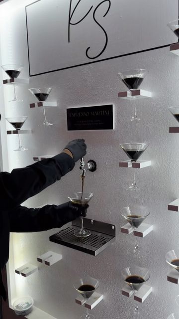 Food For Thought on Instagram: "File this under: Genius Wedding Ideas 📁 A custom branded Espresso Martini Wall is one way to ensure your guests will dance the night away ✨☕️🍸" Martini Bar Wedding Receptions, Espresso Martini Ice Luge, Wedding Espresso Bar, Espresso Martini Wedding Bar, Wedding Espresso Martini, Espresso Martini Bar Wedding, Champagne Wall Ideas, Martini Bar Wedding, Espresso Martini Wedding