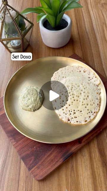 Rava Dosa Recipe, Rava Dosa, Indian Breads, Dosa Recipe, Soda Recipe, Indian Bread, Cheat Day, Indian Snack Recipes, Quick Breakfast