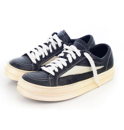 Gallery Of Punk® on Instagram: “Rick Owens 2007 Black & White ”Vans” ”Rick Owens once sought to pursue a low top Vans silhouette in addition to the highly acclaimed…” Rick Owens Menswear, Low Top Vans, Rick Owens Shoes, Hip Hop Costumes, Black And White Vans, Techwear Fashion, Shoes Outfit Fashion, Shoe Wishlist, Shoe Gallery