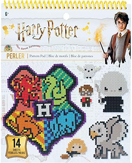 Perler Harry Potter, Harry Potter Cross Stitch, Harry Potter Perler Beads, Harry Potter Cross Stitch Pattern, Hama Disney, Perler Beads Ideas, Party Activities Kids, Melty Bead Patterns, Fuse Bead Patterns