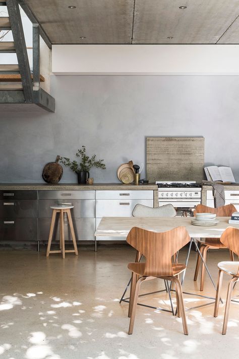 The modern limewash paint company using earth's finest natural pigments • The Home Page Limewash Kitchen, Fritz Hansen Furniture, Lime Wash Walls, Lime Wash, Limewash Paint, Washing Walls, Paint Companies, House Design Kitchen, Wall Finishes