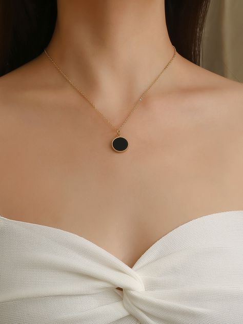 Black Fashionable Collar  Stainless Steel  Pendant Necklaces Embellished   Jewelry Classy Pendant Necklace, Minimalist Black Pendant Necklace, Black Jewelry Aesthetic, Elegant Necklaces Classy, Elegant Jewelry Classy, Evil Eye Bracelet Diy, Latest Necklace Design, Black Metal Jewelry, Jewelry Necklace Simple