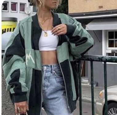 Green Windbreaker Outfit, Windbreaker Outfit, Green Windbreaker, Louis Partridge, Daily Outfit Inspiration, Aesthetic Fits, Vintage Windbreaker, Long Sleeve Jacket, Next Clothes