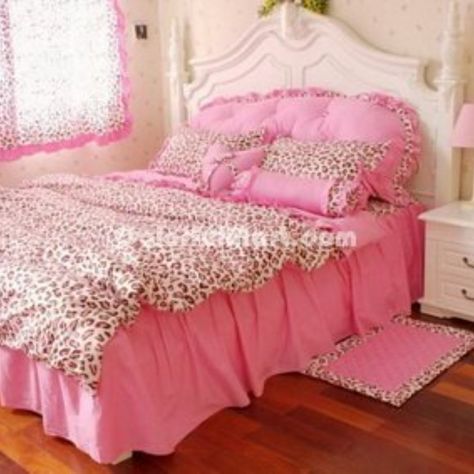 Full Size 1 Duvet Cover, 2 Pillowcases, And 1 Bed Skirt Pink Cheetah On White Background With Pink Bedskirt Brand New, Never Used $300+ Value Leopard Print Room, Cheetah Print Bedding, Leopard Bedroom, Leopard Print Bedding, Leopard Bedding, 2000s Room, Princess Bedding, Princess Bedding Set, Princess Palace