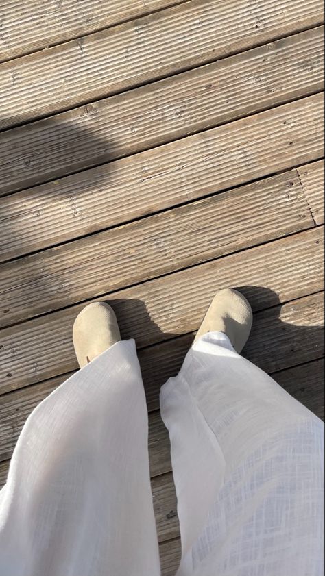 Pier One Birkenstock Suede Taupe Beige Linen Pants Relaxed Fit Beige Birkenstocks, Taupe Birkenstock Outfit, Mens Linen Outfit, Boston Birks, Birkenstock Outfit Men, Birkenstock Suede, Beige Linen Pants, Mens Aesthetic, Birkenstock Outfit