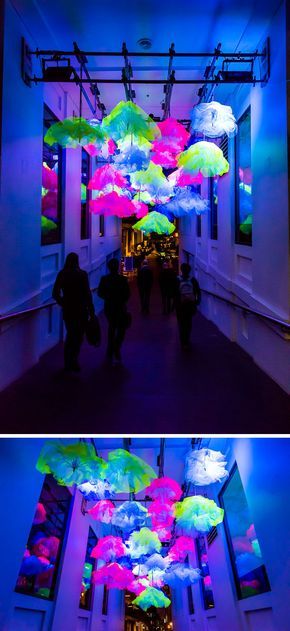 Vivid Sydney 2017, the annual light art festival is lighting up the city in bright sculptures, fun installations and colorful projections. Light And Color Art, Neon Art Installation, Led Light Art, Colorful Art Installations, Bulb Photography, Projection Installation, Movement Photography, Vivid Sydney, Electric Forest Festival