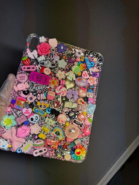 IPad Junk Case - Etsy Ipad Junk Case, Girly Birthday Gifts, Junk Ipad Case, Ipad Case Aesthetic, Bling Phone Cases Diy, Junk Case, Ipad Essentials, Cute Ipad Cases, Bling Ideas