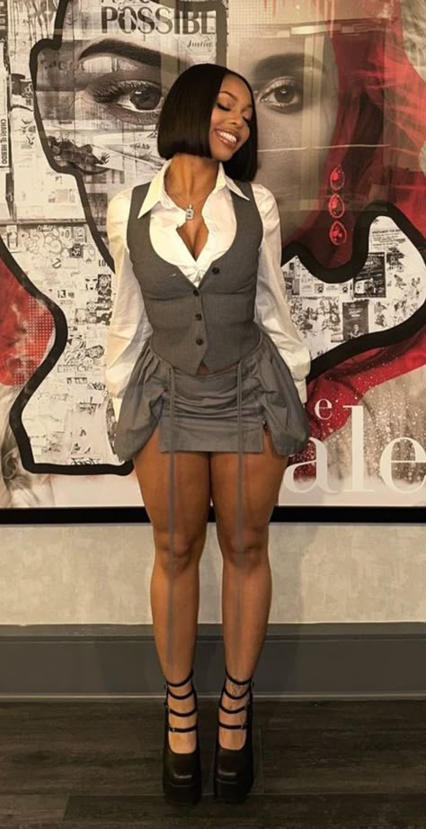 Banquet Wear For Women, Megan Thee Stallion Concert Outfit Ideas, Fashion Killa Classy, Socks With Heels Outfit, Fit Baddie, Mini Skirt Ideas, Cute Summer Outfits Casual, Grown Women Outfits, Outfit Mini Skirt