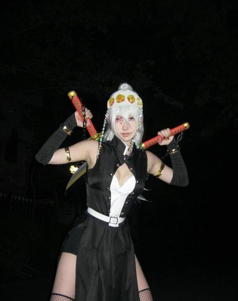 Tengen Uzui Cosplay Girl, Tengen Cosplay Female, Female Tengen Uzui Cosplay, Female Uzui Tengen, Female Tengen Uzui, Female Tengen, Anime Cosplay Ideas Female, Fem Cosplay, Female Cosplay Ideas