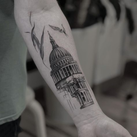 Roman Building Tattoo, Building Tattoo Design, Greek Architecture Tattoo, Chaos Theory Tattoo, Architecture Tattoo Ideas, New Tattoo Styles, Micro Realism, Roman Tattoo, Italian Tattoos