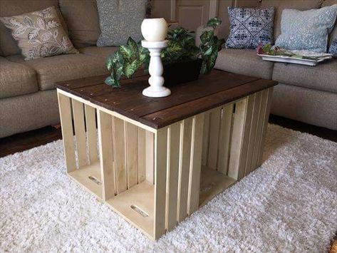 pallet and crate coffee table Wine Box Table, Wine Crate Table, Wooden Crates Projects, Cabana Ideas, Wooden Crate Coffee Table, Crate Crafts, Old Wooden Crates, Crate Coffee Table, Elegant House