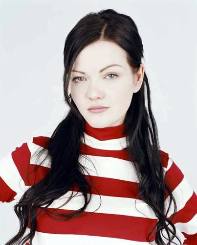 meg white.                                                                                                                                                                                 Más Meg White, Indie Clothing, Women Of Rock, Taylor Momsen, Female Musicians, The White Stripes, I'm With The Band, Big Sis, Sister Wife