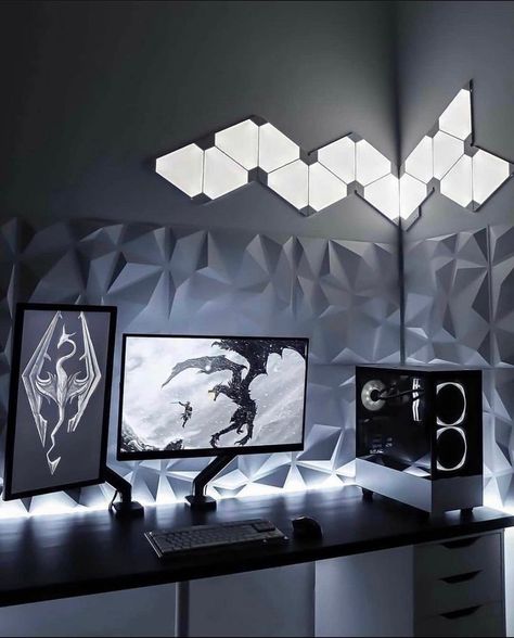 White Setup, Fake Walls, Games Room Inspiration, White Wall Paneling, Bilik Permainan, Gamer Bedroom, Best Gaming Setup, Light Panels, Gaming Setups