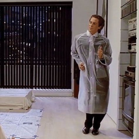 Patrick Bateman Dancing, American Physco Halloween, American Phsyco Halloween Costume, American Physco Costumes, American Physco Aesthetic, Christian Bale American Physco, American Physco Costume Women, American Phsyco, Patrick Bateman Costume