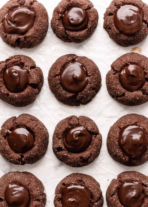 Chocolate Cherry Thumbprint Cookies, Chocolate Ganache Thumbprint Cookies, Thumbprint Cookies Chocolate, Best Thumbprint Cookies, Crumble Cookie Recipe, Eggless Cookie Recipes, Tuesday Recipes, Chocolate Thumbprint Cookies, Crumble Cookie