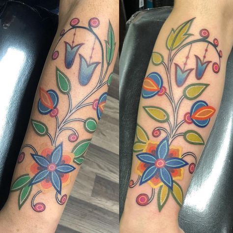 Matching Ojibwe sister tattoos ❤️ Native American Native Mother Daughter Tattoos, Native Design Tattoos, Ojibwe Tattoo, Sioux Tattoo, Tattoo For Love, Ojibwe Floral Design, Tattooing 101, Sister Tats, Ojibwe Floral