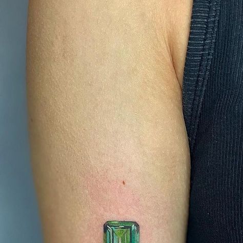 Trust Tattoo, Gem Tattoo, Half Dollar, Emerald Gemstone, Color Tattoo, Art Tattoo, Emerald, Gems, Tattoos