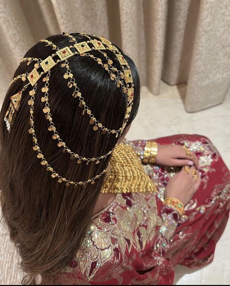 Gold Jewlry, Arabic Jewelry, Arabian Women, Bridal Jewelry Vintage, Gold Headpiece, Arabian Beauty, Headpiece Jewelry, Arab Beauty, Head Jewelry