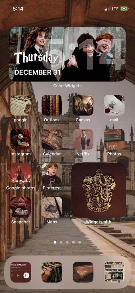 Harry Potter Mobile Wallpaper, Harry Potter Phone Theme, Harry Potter Home Screen, Harry Potter Homescreen, Harry Potter App Icons, Handphone Wallpaper, Harry Potter App, Iphone Theme Ideas, Harry Potter Calendar