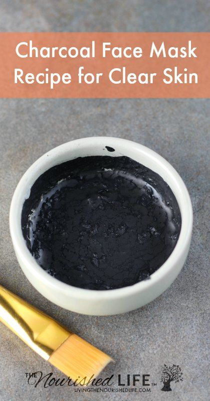 This easy charcoal face mask DIY is perfect if you have oily, acne-prone skin and clogged pores. It's simple to make and all natural - which means this is a DIY charcoal mask without glue! That makes it painless and more skin-friendly. via @nourishedlife1 Charcoal Face Mask Diy, Diy Charcoal Mask, Tumeric Face Mask, Acne Face Mask, Charcoal Face Mask, Green Tea Mask, Face Scrub Homemade, Face Mask Recipe, Mask Diy