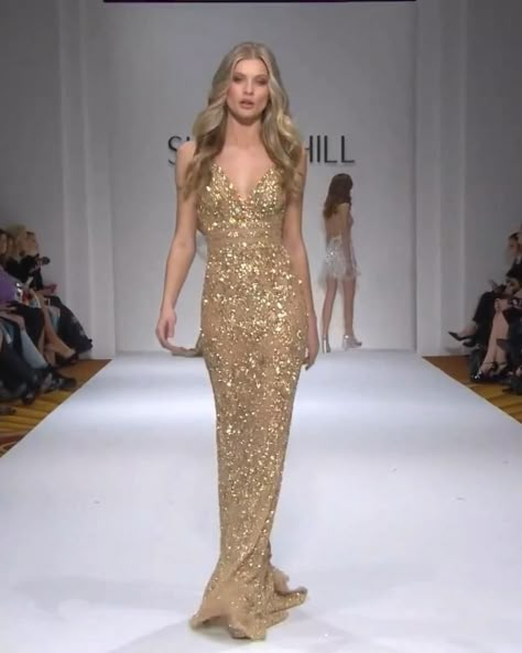 Gold Sequin Formal Dress, Elegant Long Gold Dress, Golden Wedding Dress Gowns, Gold Sequin Evening Dress, Elegant Gold Long Dress, Long Gold Sequin Dress, All That Glitters Dress, Golden Dress Long Prom, Gold Shiny Dress