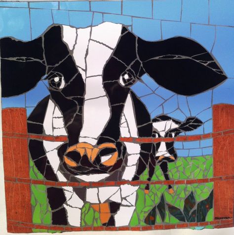 cow mosaic     #mosaic #animals Mosaic Cow, Glass Illustration, Mosaic Stepping Stones, Mosaic Animals, Mosaic Ideas, Mosaic Decor, Cow Art, Mosaic Garden, Mosaic Projects