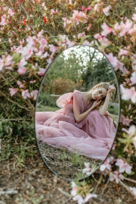 Tangled Inspired Photoshoot, Enchanted Forest Photoshoot Ideas, Tangled Photo Shoot, Fairytale Photoshoot Ideas, Enchanted Photoshoot Ideas, Bridgerton Inspired Photoshoot, Bridgerton Photoshoot Ideas, Storybook Photoshoot, Princess Photoshoot Ideas