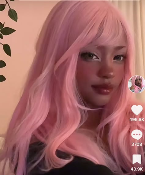 Dark Skin Cosplay, Dark Skin Reference, Dolly Gyaru Makeup, Pink Make Up Black Women, Doll Like Face, Pink Hair On Dark Skin, Gyaru Black Woman, Pink Hair Dark Skin, Jelly Makeup