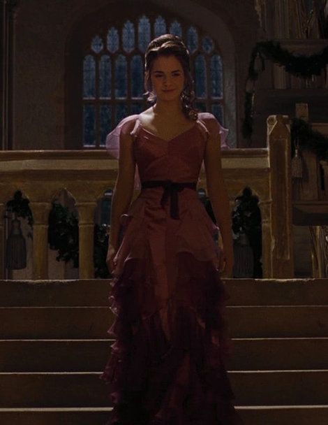 GOF 1 Hermione Yule Ball Dress, Hermione Granger Yule Ball, Hermione Yule Ball, Hermione Dress, Hermione Granger Outfits, Harry Potter Costumes, Yule Ball Dress, Harry Potter Dress, Emma Watson Harry Potter