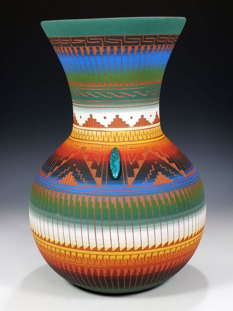 Navajo Etched Pottery Etched Pottery, Amphora Vase, Contest Ideas, Southwest Pottery, Native Pottery, Navajo Pottery, Native American Jewellery, Flower Pot Art, Native American Crafts