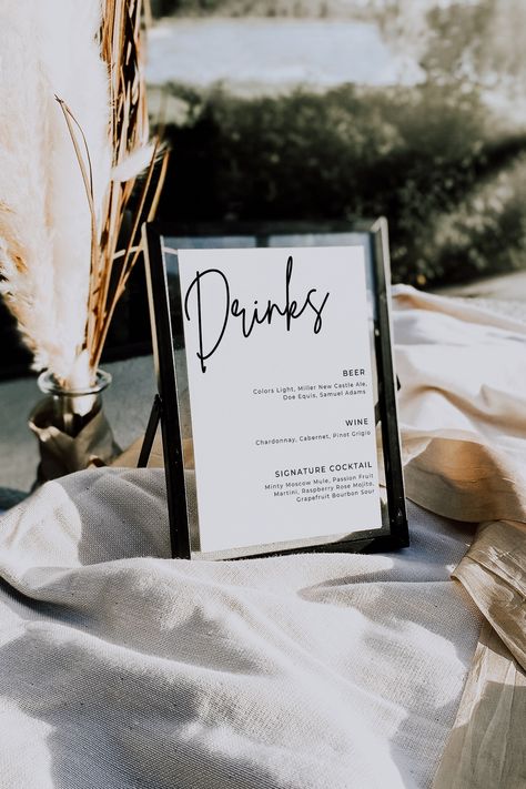 Photo Guest Book Wedding, Printable Wedding Sign, Minimalist Cards, Wedding Guest Book Sign, Photo Guest Book, Modern Minimalist Wedding, Wedding Budget, Modern Card, Custom Wedding Signs