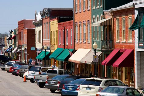 Weston, MO - I love going here every fall for the Irish Festival. I'd like to go to this year's Apple Festival as well. Weston Missouri, Road Trip Places, Kansas City Missouri, Travel Planning, Future Travel, Vacation Places, Beautiful Places To Visit, Vacation Spots, Small Towns