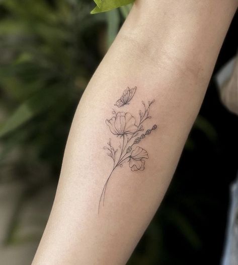 Poppy Tattoo Butterfly, Poppy Flower And Butterfly Tattoo, Lily And Poppy Tattoo, Wrap Around Wrist Tattoos, Delicate Flower Tattoo, Butterfly With Flowers Tattoo, Cute Simple Tattoos, Wrap Tattoo, Cool Tattoo