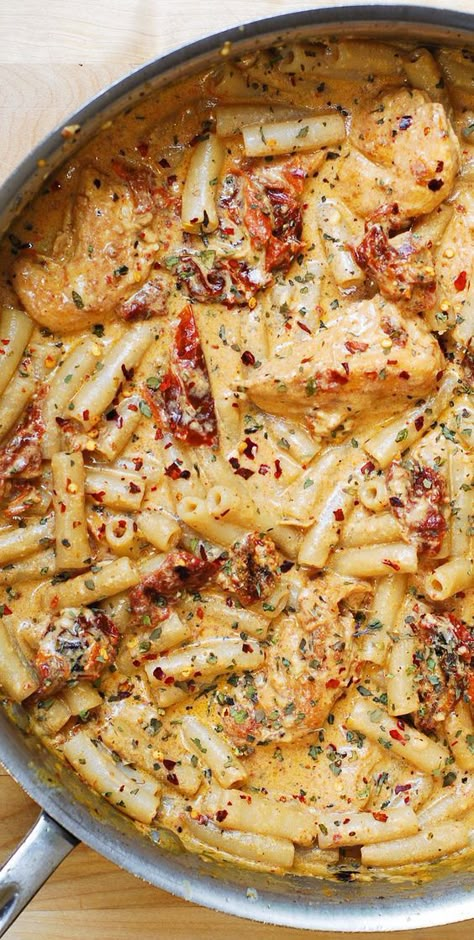 Chicken Mozzarella Pasta, Tomatoes Dinner, Marry Me Chicken Pasta, Chicken Mozzarella, Mozzarella Pasta, Marry Me Chicken, Mozzarella Chicken, Easy Chicken Dinner Recipes, Pasta Dinners